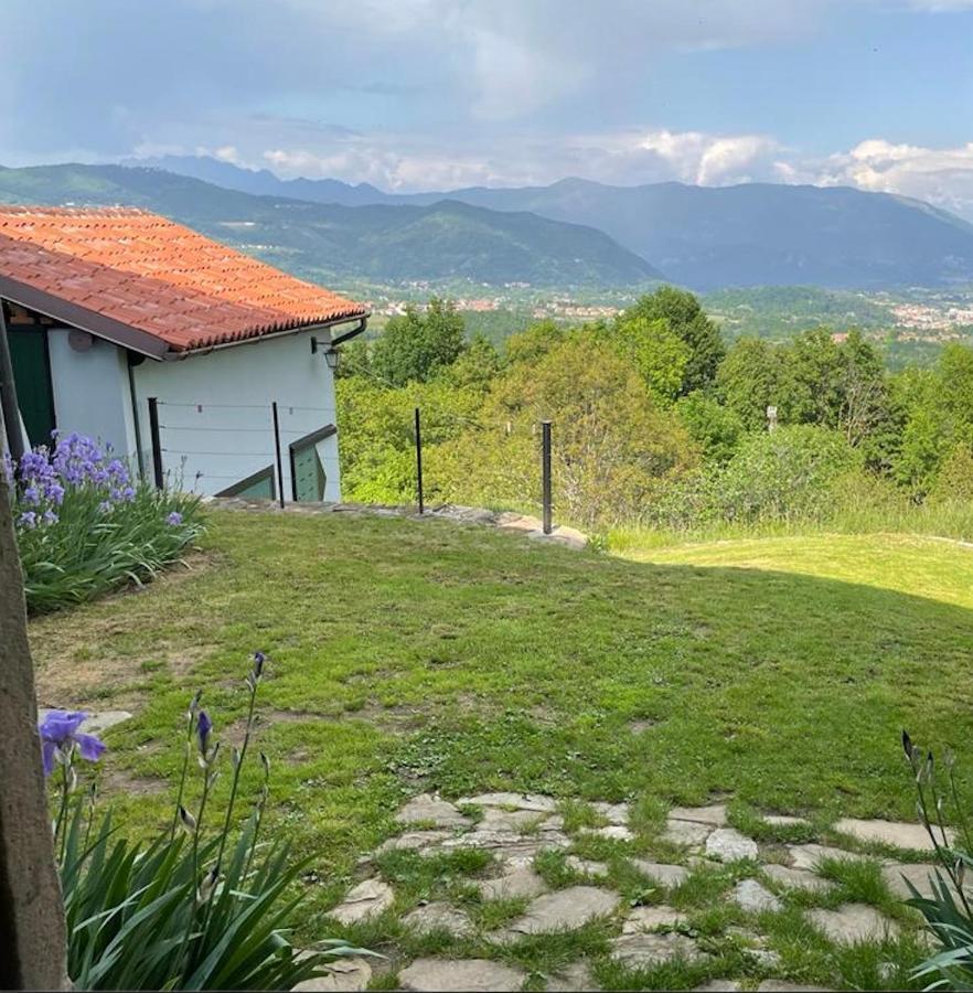 The Montevecchia Home - Frida Apartment Esterno foto